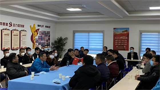 涇縣云嶺鎮(zhèn)19家重點企業(yè)的負責人到威能電機公司開展學習交流活動